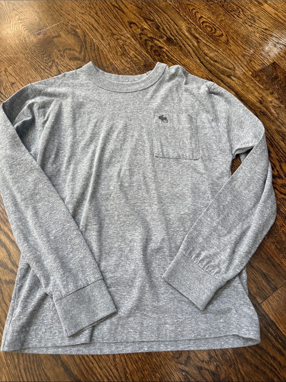 abercrombie kids Heather Gray Long Sleeve Pocket Tee
